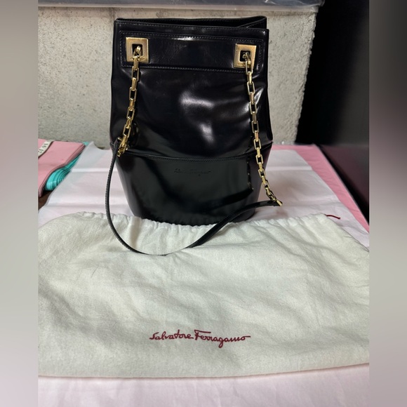 Salvatore Ferragamo Black Patent Leather Shoulder Bag with Gold-Tone Chain - Picture 4 of 11